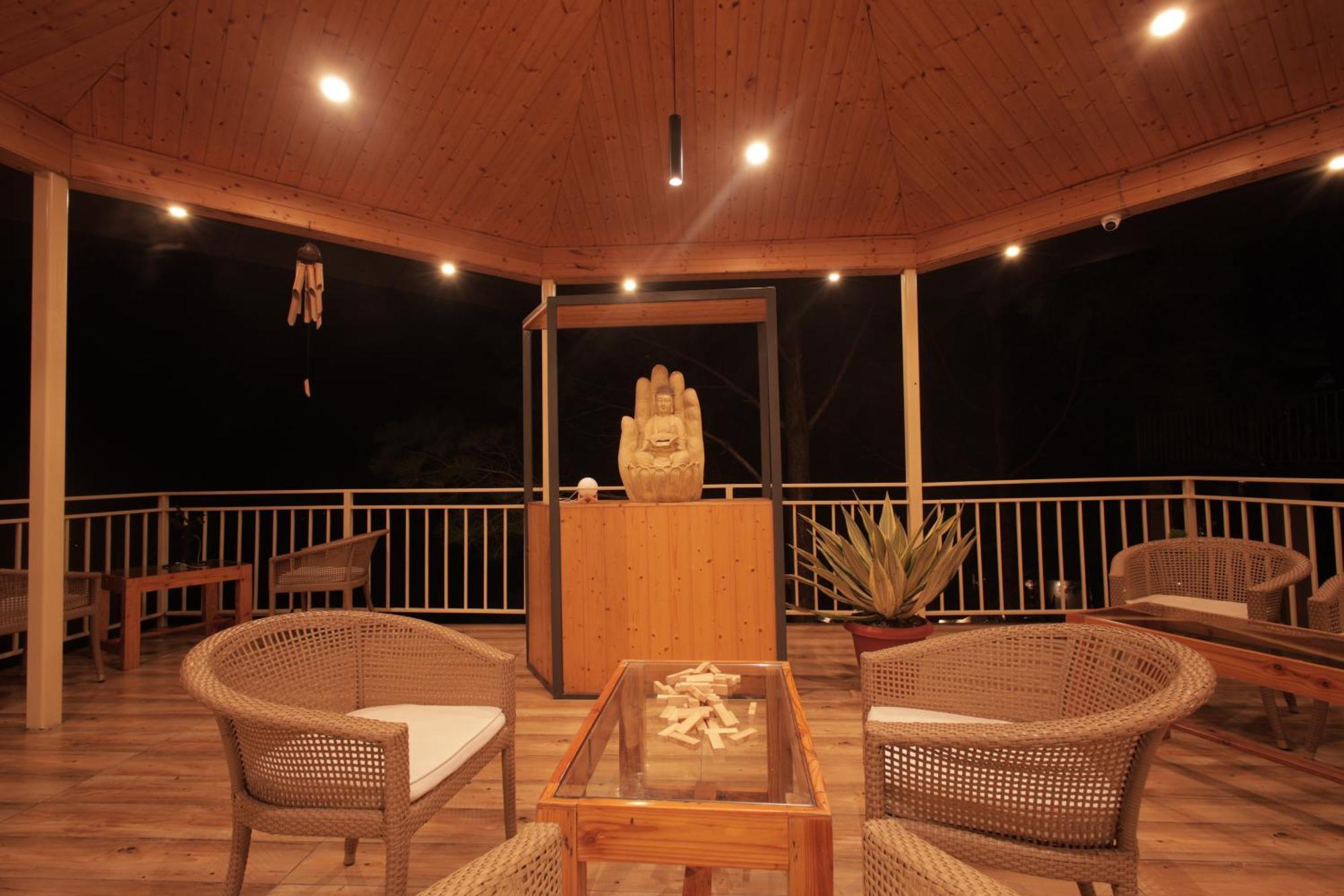 The Woods Retreat Hotell Lansdowne Exteriör bild